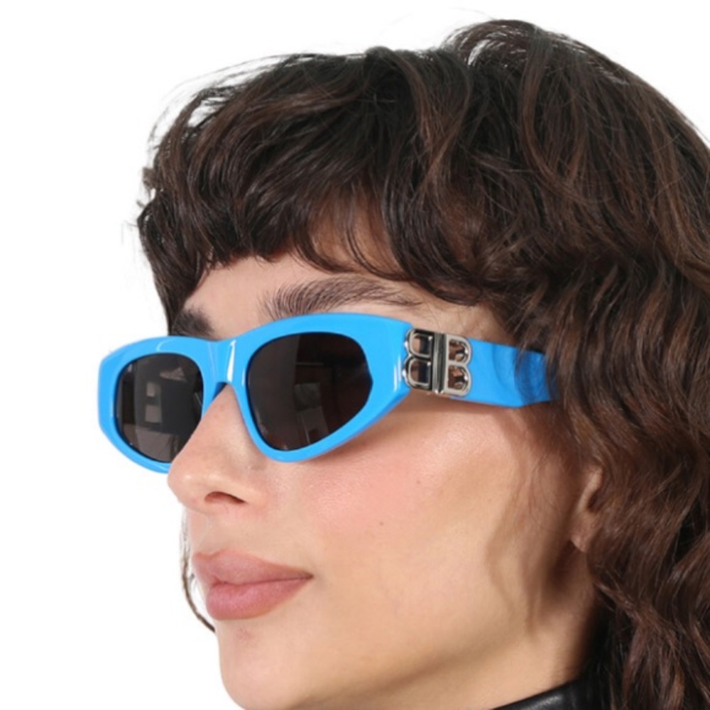Excluded Balenciaga Sunglasses, New 325 - Picture 6 of 9